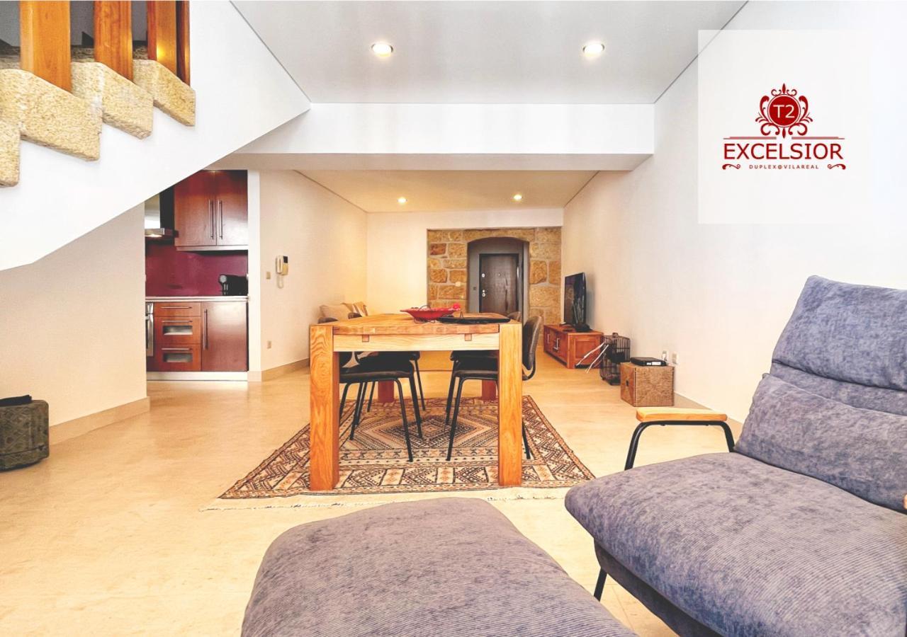 ヴィラ・レアルT2 Duplex - Exclusivo No Centro Historicoアパートメント エクステリア 写真